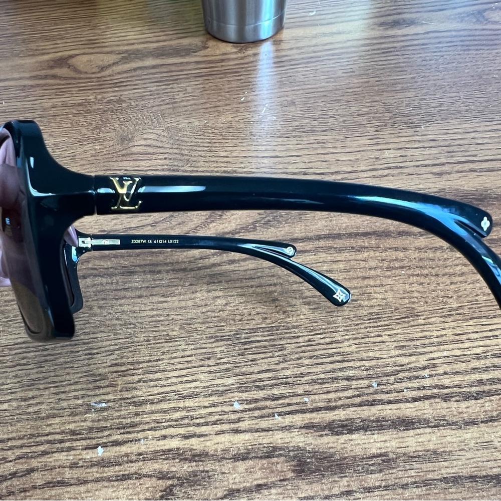 Louis Vuitton Fleur Sunglasses